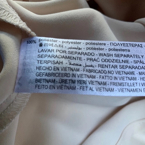 ZARA  Cowl Neck Deep Plunge Blouse 
Labelled size Large
Sleeveless - Picture 8 of 9